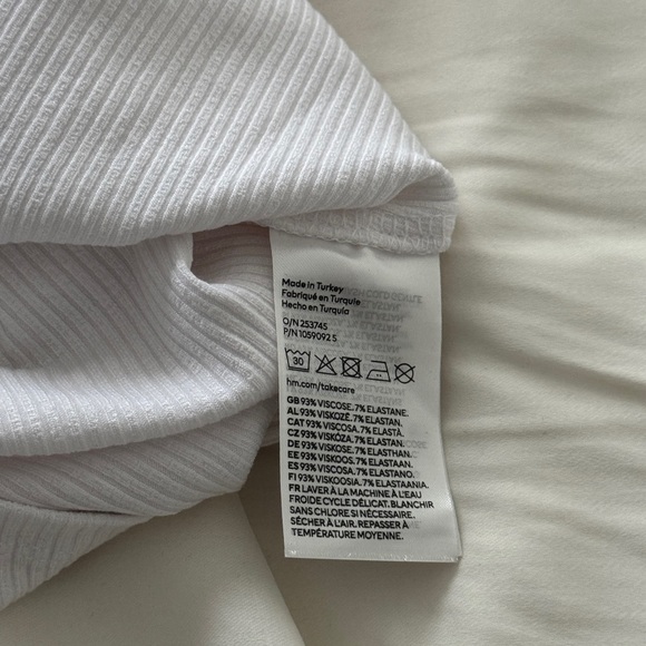 H&M Cropped Ribbed Tee - Picture 8 of 9